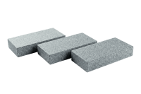 Гранитная брусчатка RKS SLATE Сильвер Пёрл (Silver Pearl), пиленая 200х100 мм на дорожке | Купить гранитную брусчатку в Калининграде | Мощение, ландшафтный дизайн